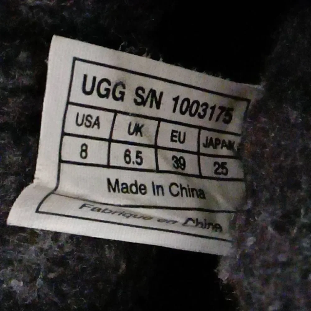 UGG Australia Kids Black Cambridge Knit Foldover Mid-Calf Boots Size 8